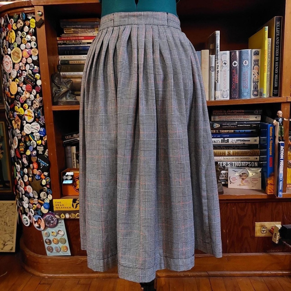 Vintage black, white, and red plaid midi skirt with side button detail - Picture 2 of 5